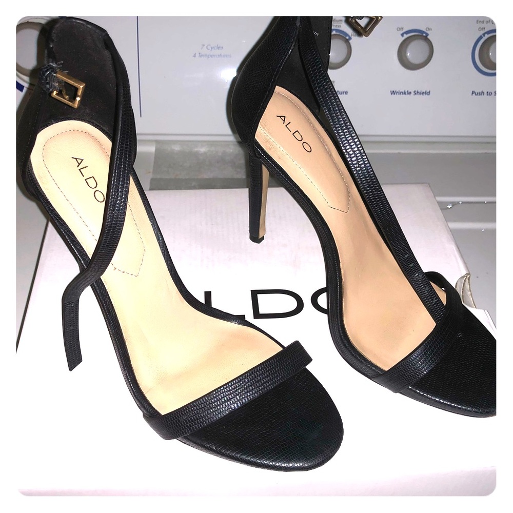 Aldo Sandals